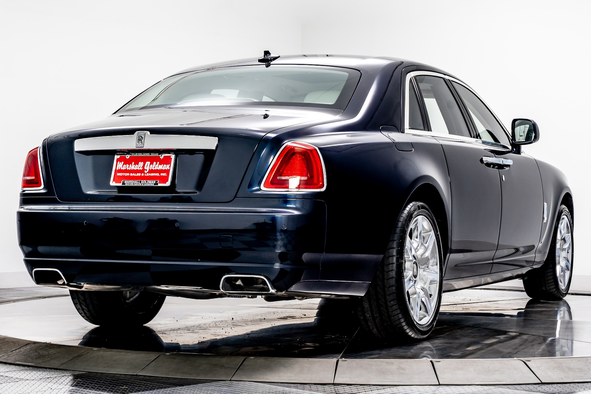 RollsRoyce Ghost 2011 Màu Trắng