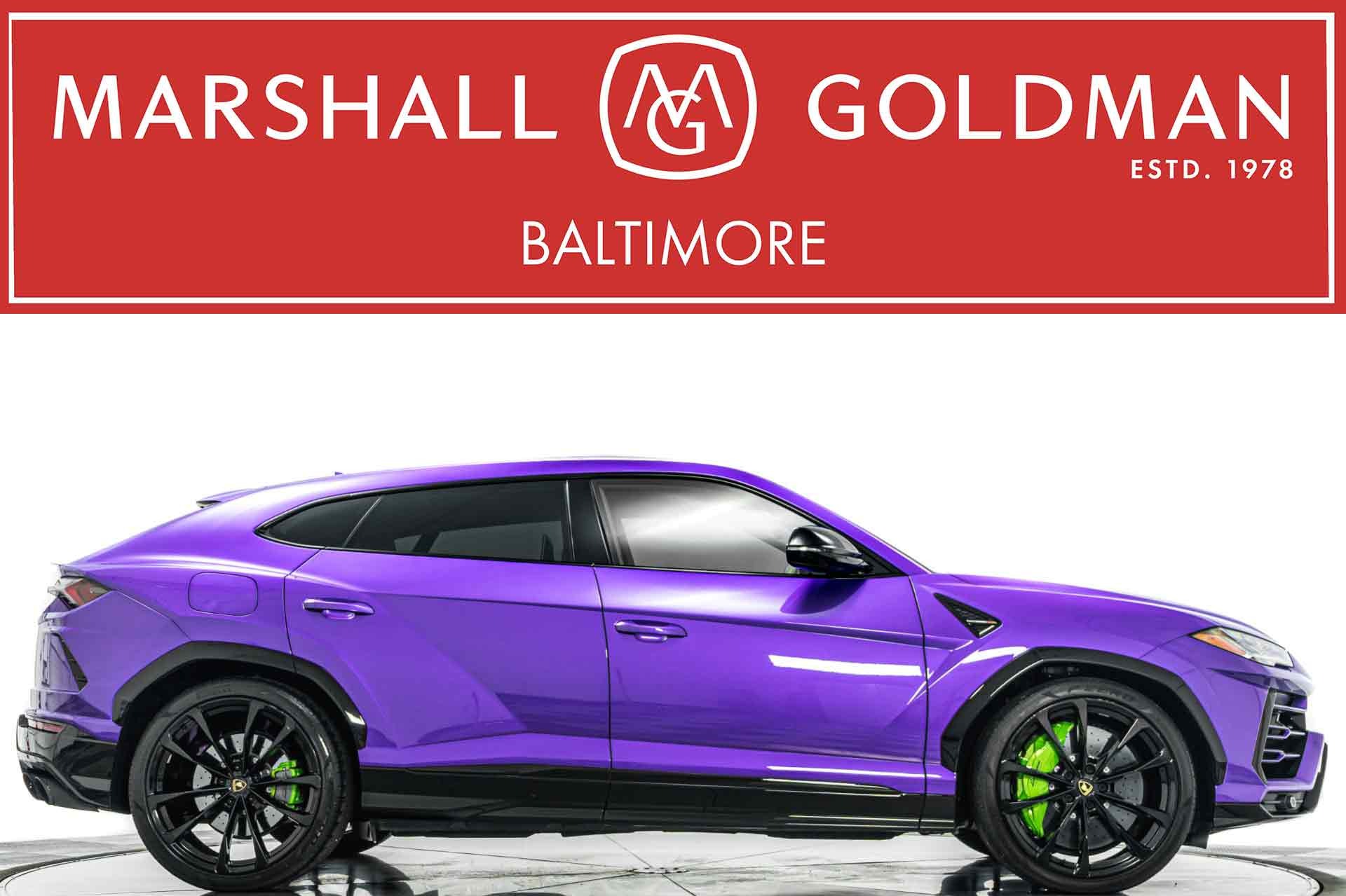 2021 Lamborghini Urus -Great Color Combination, 4 Seat Configuration, Rear Seat Entertainment — photo 1 of 1