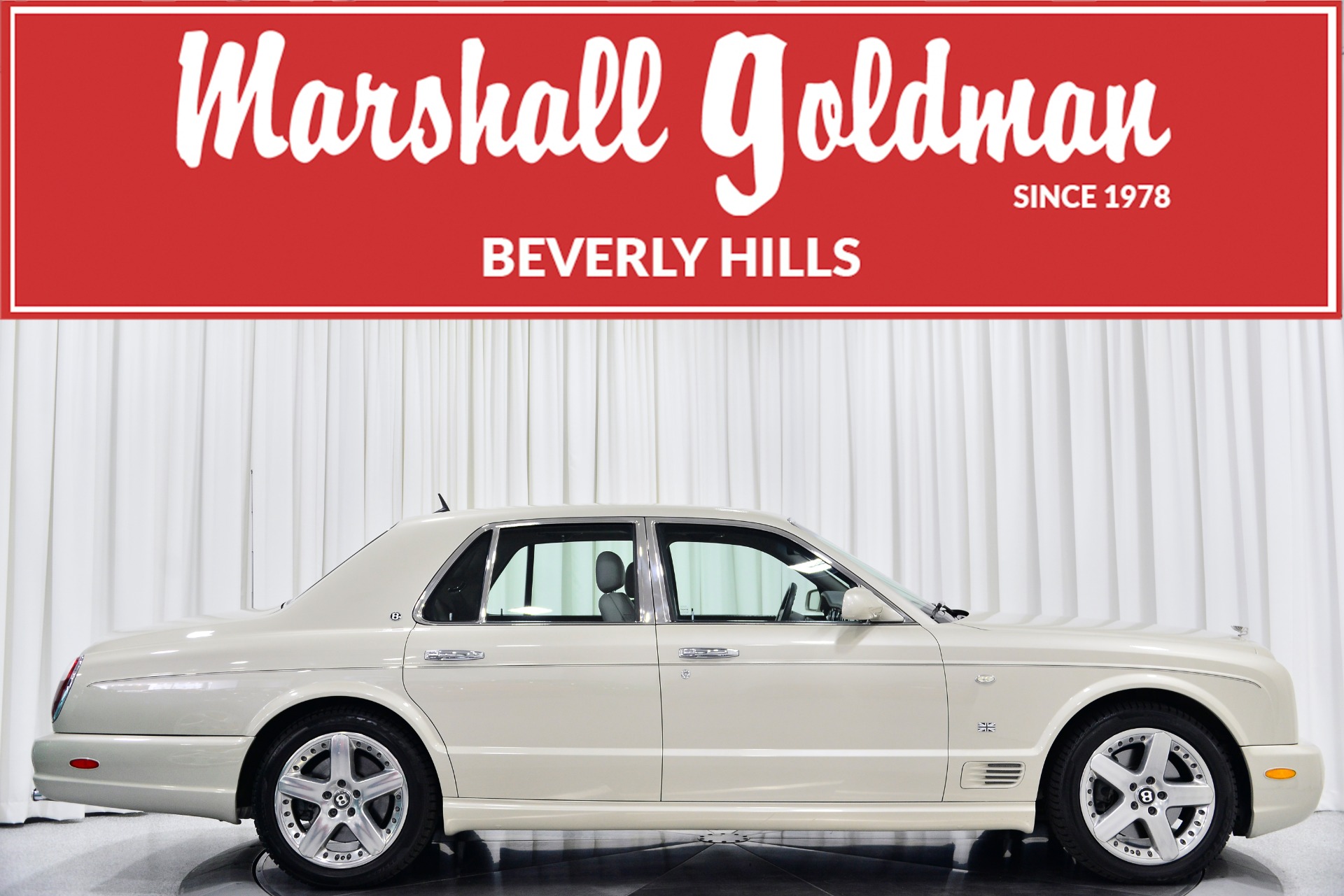 Used 2007 Bentley Arnage T in Porcelain For Sale (Sold) | Marshall