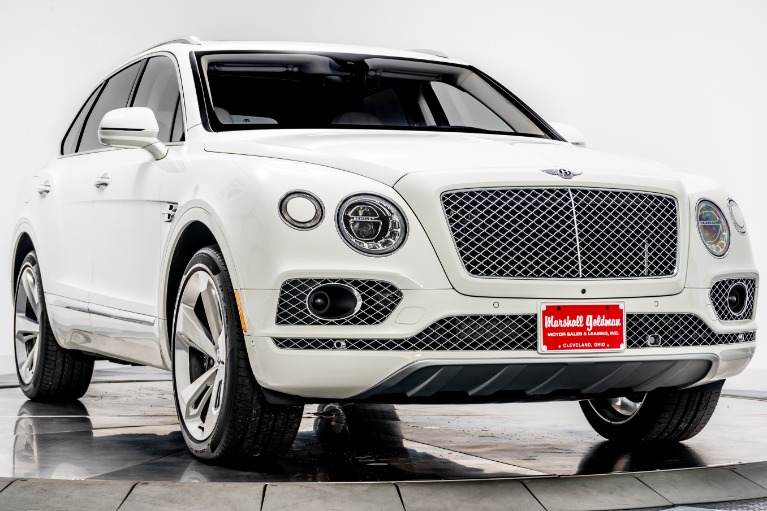 Used 2017 Bentley Bentayga W12 in Glacier White For Sale